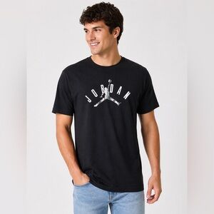 Nike Air Jordan T-Shirt Mens Large Black Jumpman Graphic Short Sleeve Tee